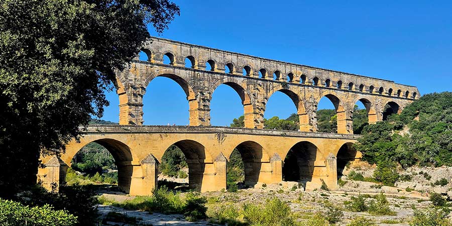 The three-tiered Pont du Gard